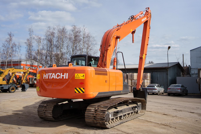 Экскаватор со сверхдлинным рабочим оборудованием Hitachi ZX200 LC 5G SLF