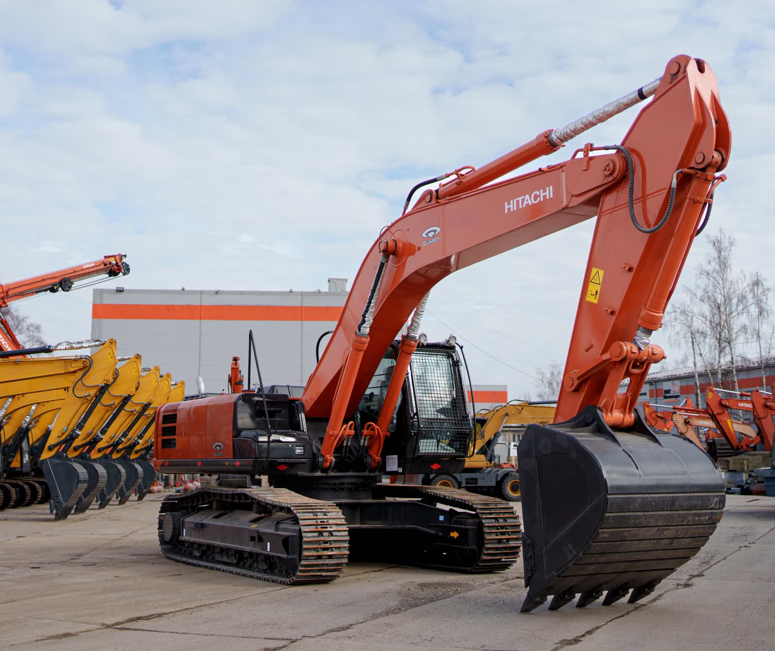 Экскаватор Hitachi ZX370LCH-GI