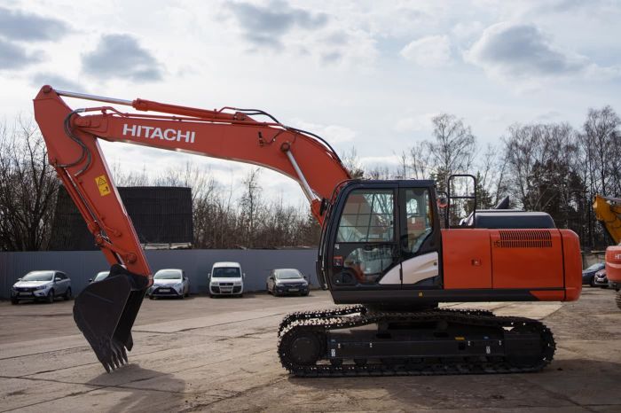 Экскаватор Hitachi ZX210-6A