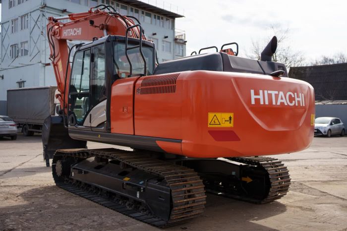 Экскаватор Hitachi ZX210-6A