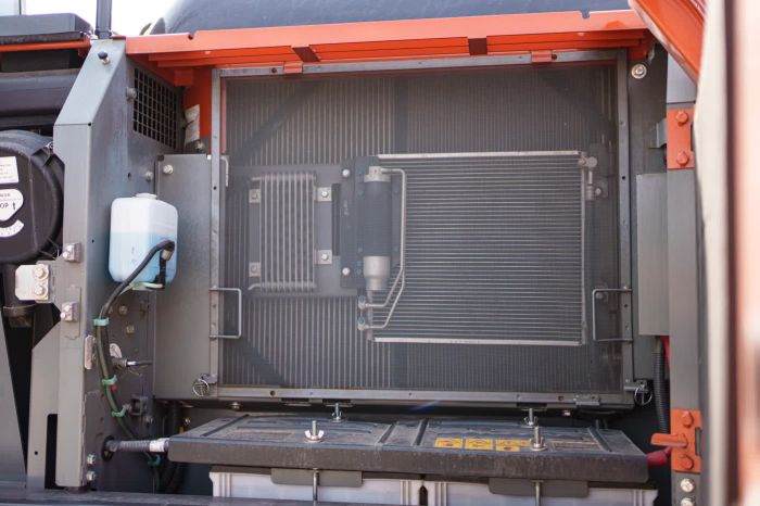 Экскаватор Hitachi ZX210-6A