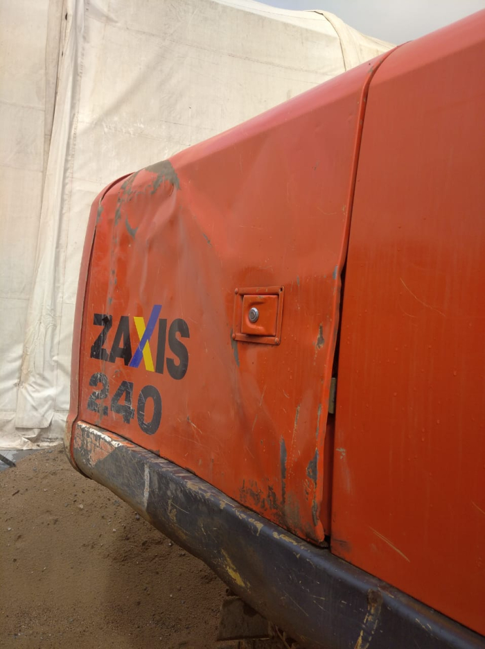 ZX240-5A