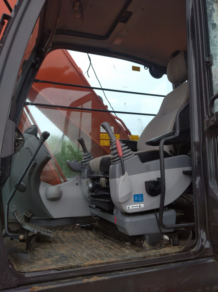 ZX240-5A