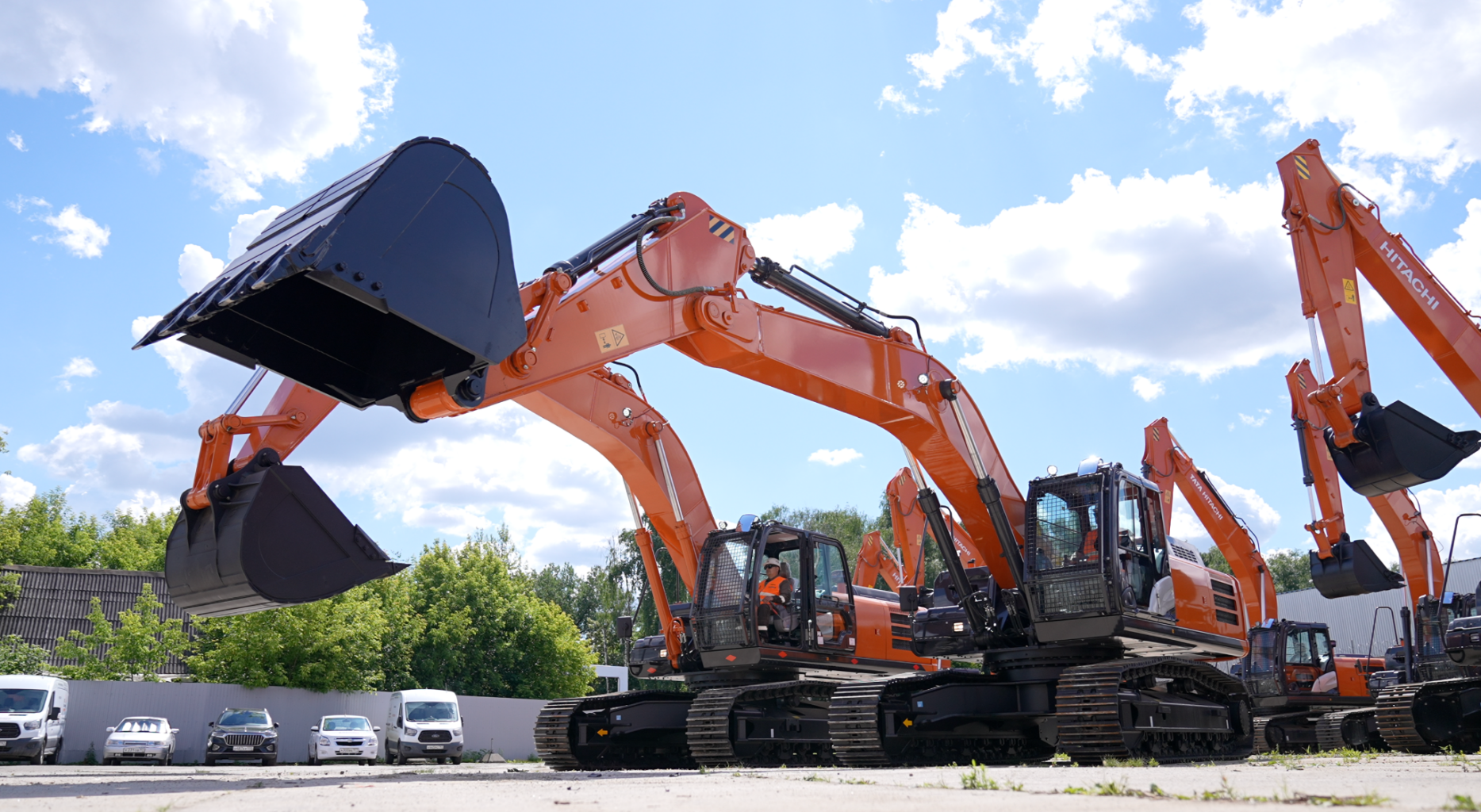 Сравнительный тест экскаваторов Hitachi — поколений GI и 5A